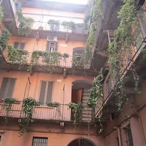Charming And Elegant Historic Center Of Milaan